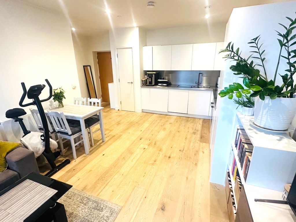 Property photo 1 of 6