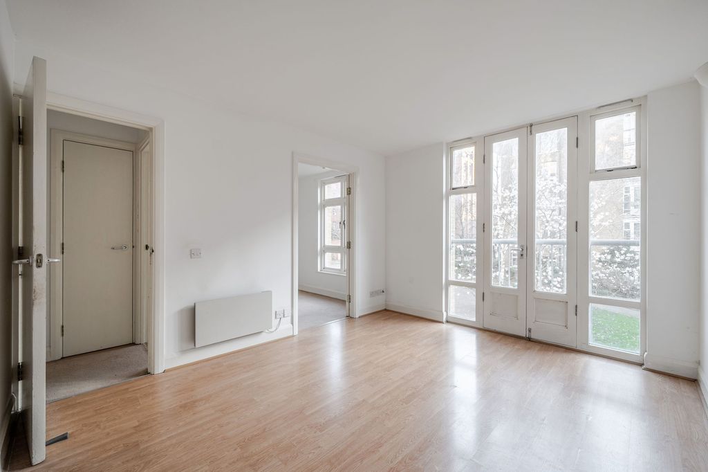 Property photo 3 of 22