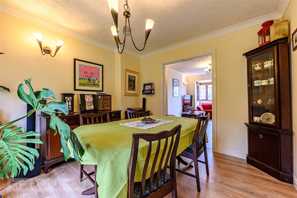 Property photo 3 of 25 Dining Room