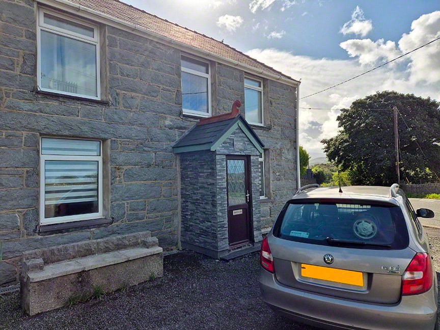 Property photo 2 of 16