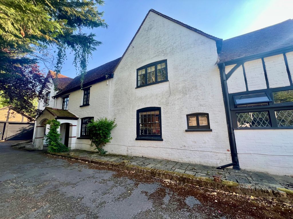 Property photo 2 of 3 2Arling3