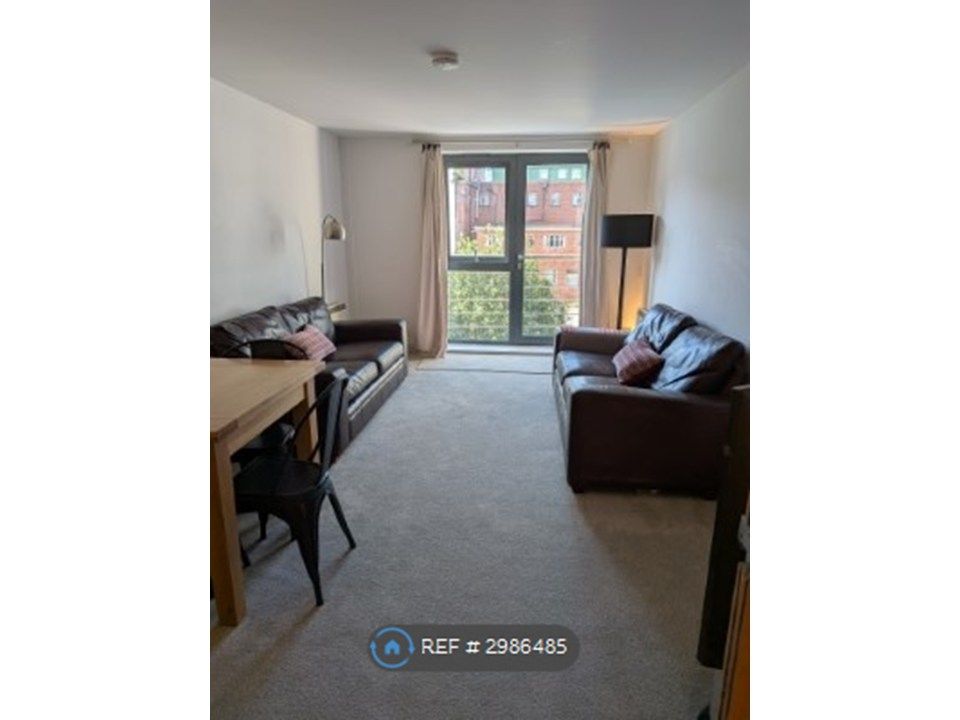 Property photo 2 of 17 Lounge