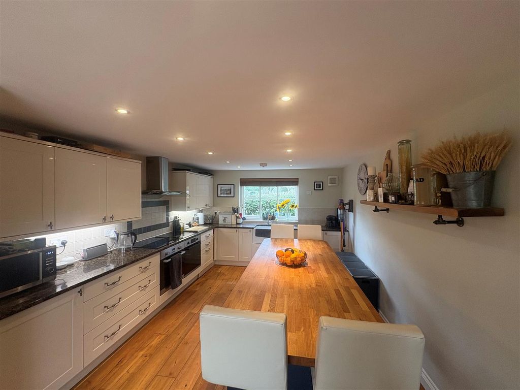 Property photo 3 of 16 Hilda4.Jpg