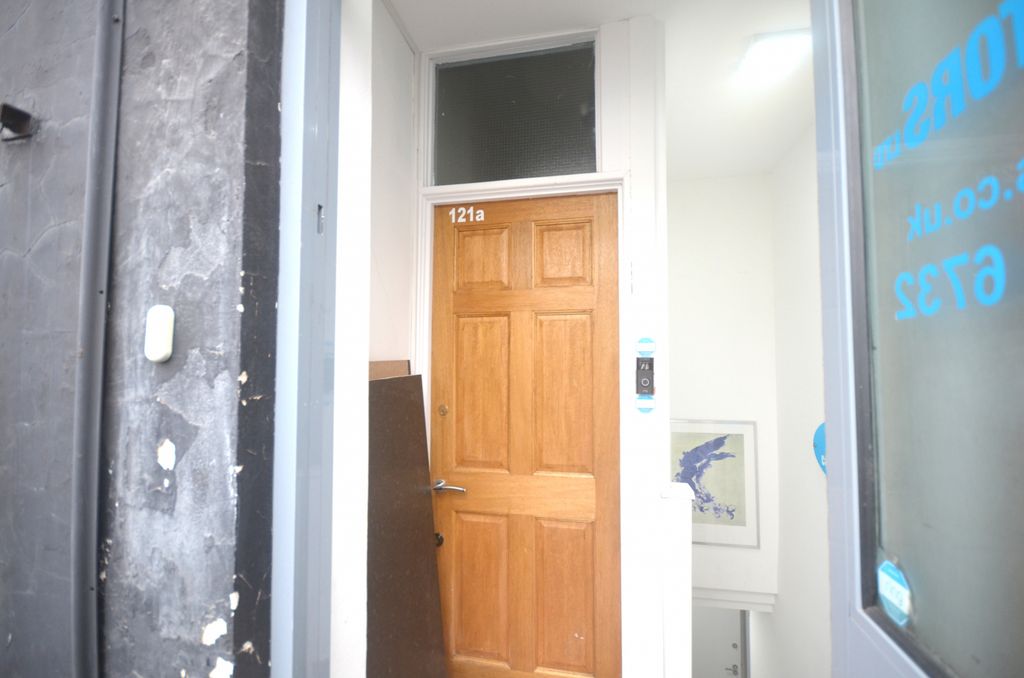 Property photo 2 of 8 Gallery