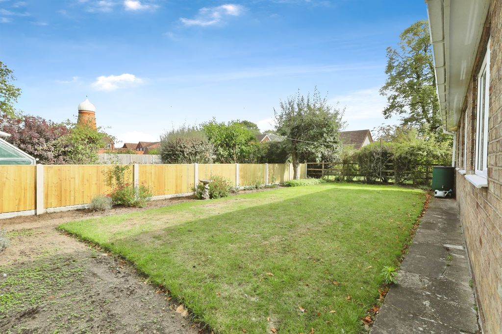 Property photo 2 of 15