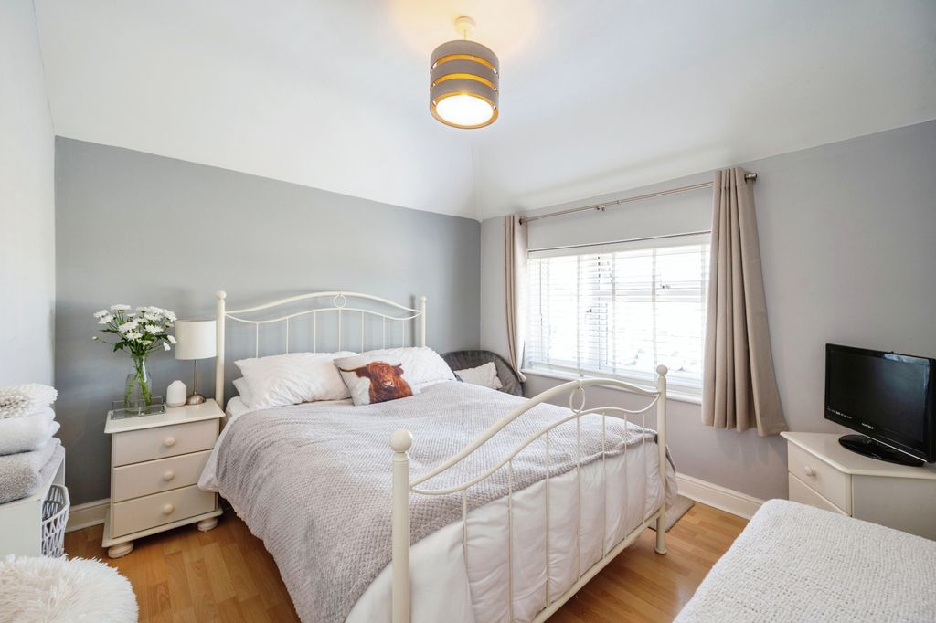 Property photo 3 of 15 Photography