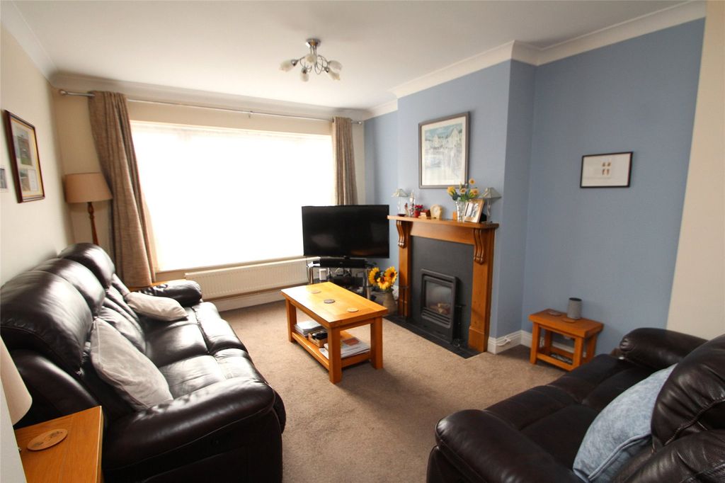 Property photo 2 of 23 Picture No. 06
