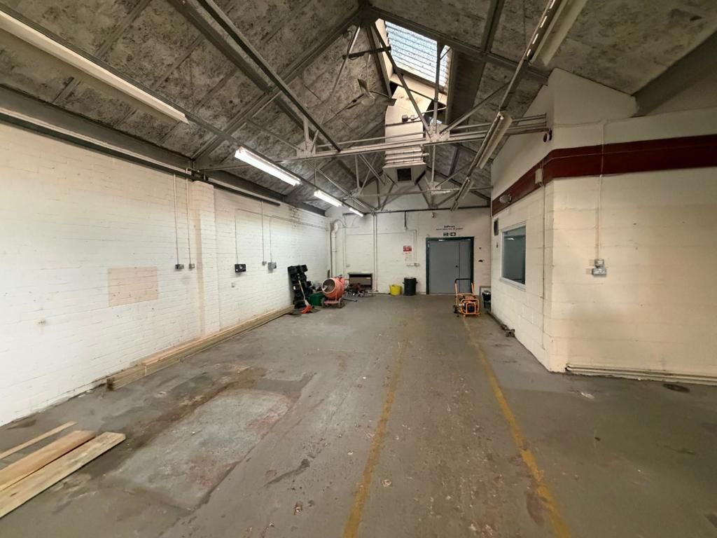 Property photo 3 of 6 Photo 1