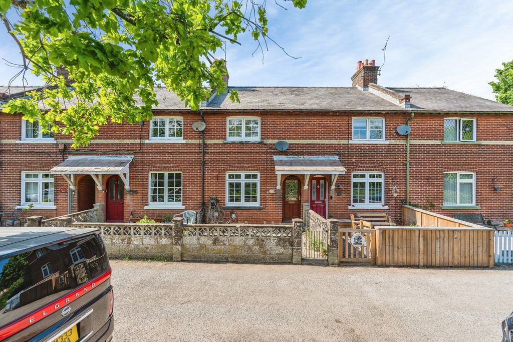 Property photo 2 of 29 Pbox-Img.Jpg