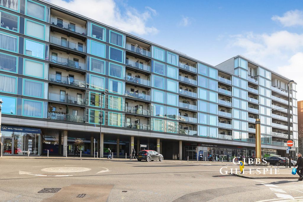 Property photo 1 of 10 Photo