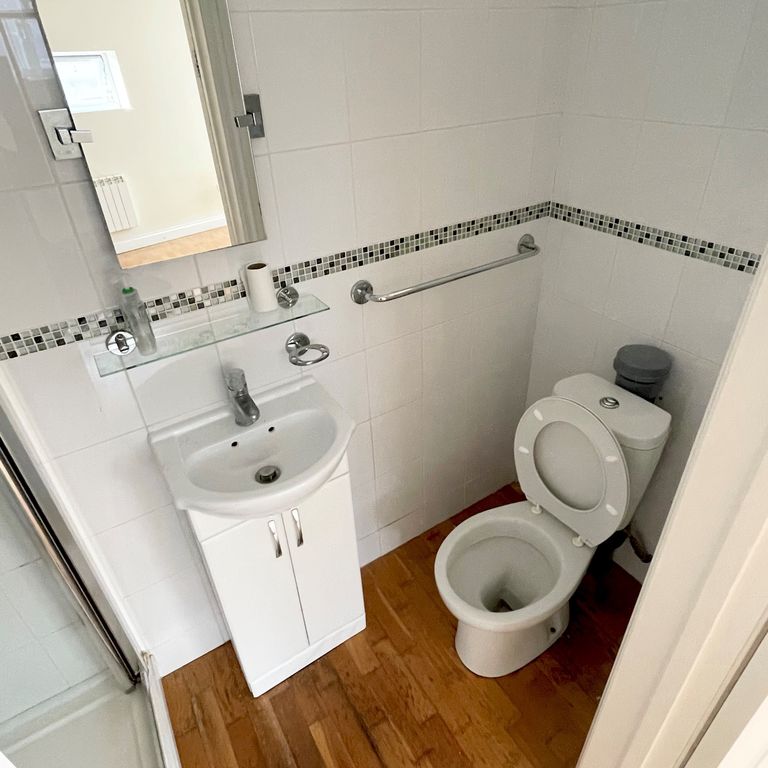 Property photo 3 of 3