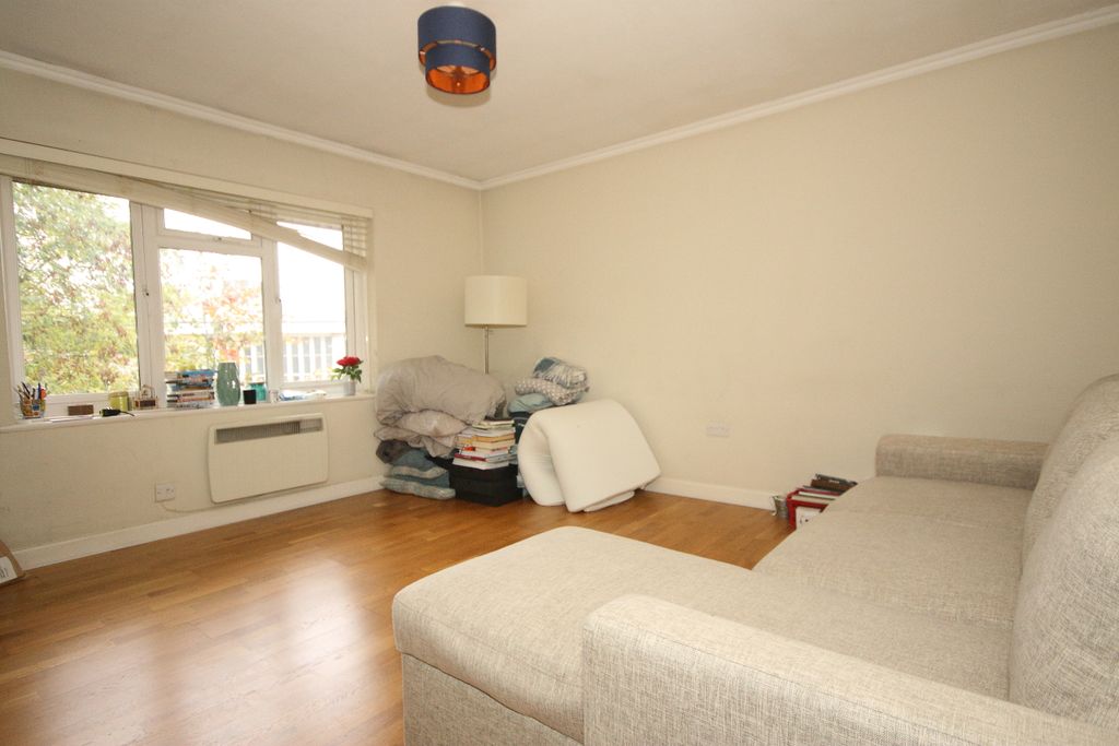 Property photo 2 of 5 Living Room