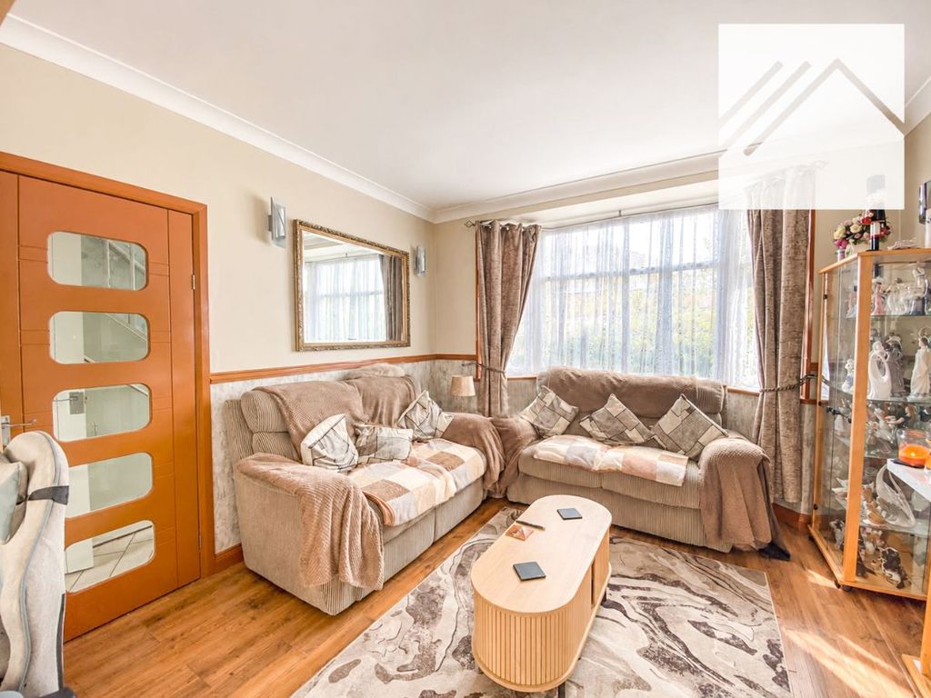 Property photo 2 of 38
