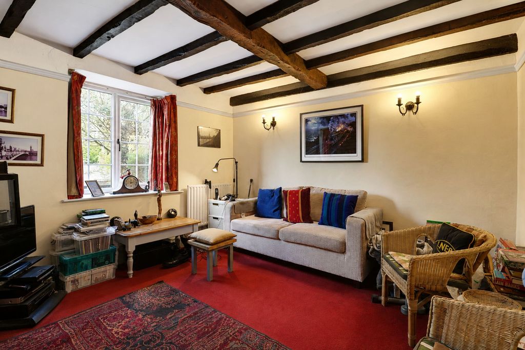 Property photo 3 of 13
