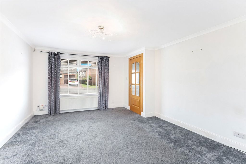 Property photo 2 of 25 Picture No. 04