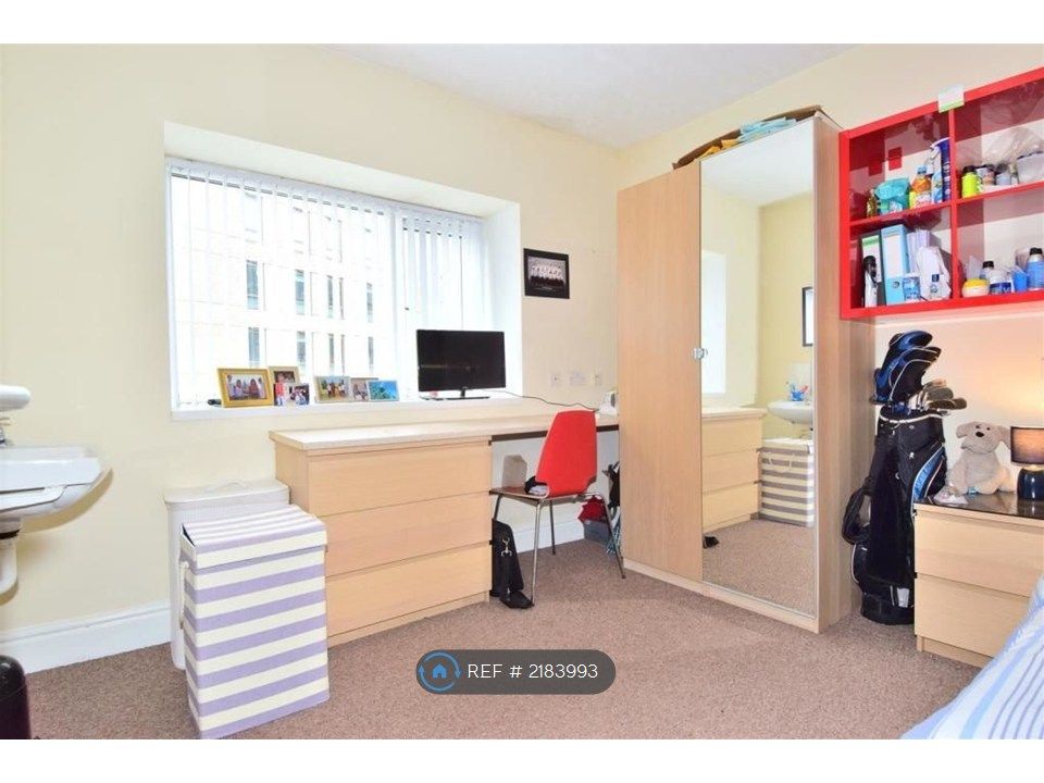Property photo 3 of 7