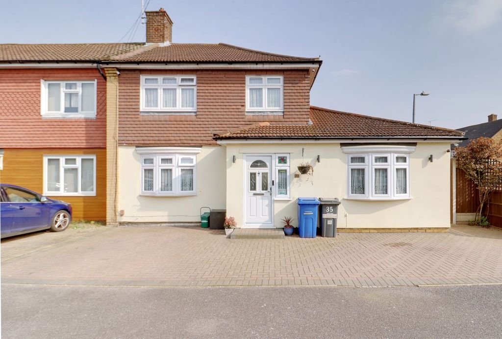 Property photo 1 of 24