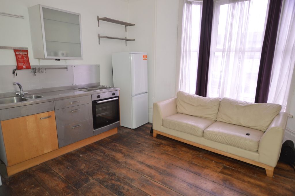 Property photo 2 of 6 Dsc_0040