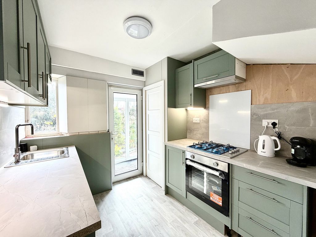 Property photo 2 of 11 Not Specified