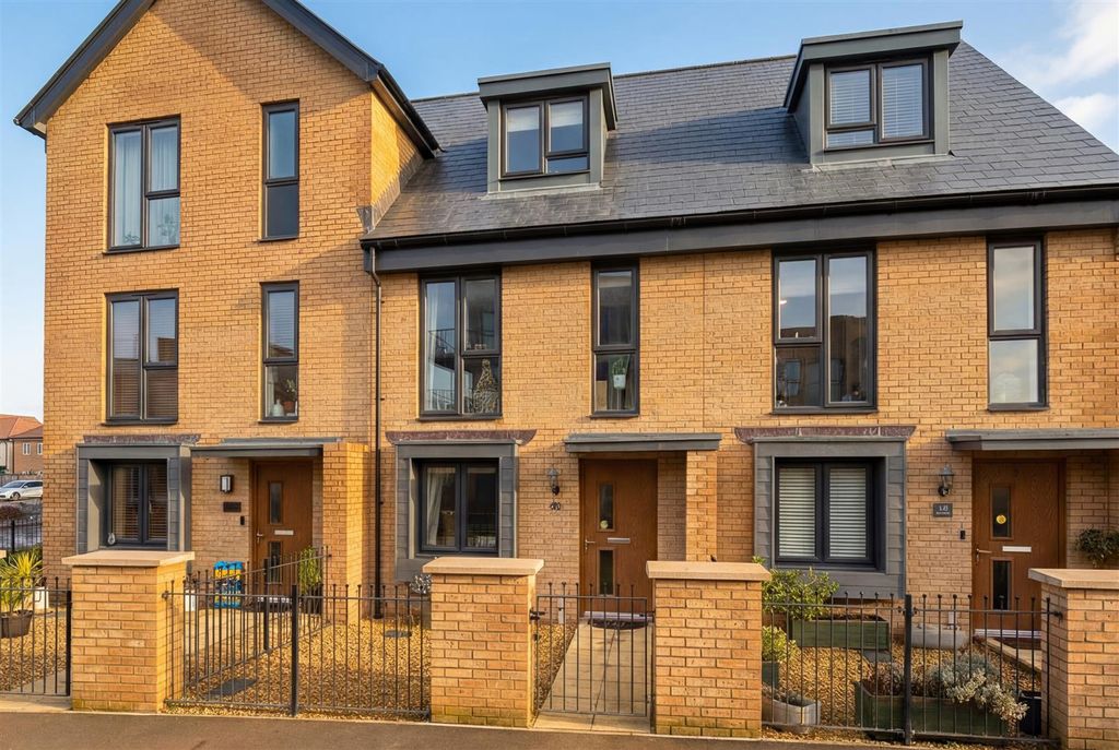 Property photo 1 of 20 Front Elevation