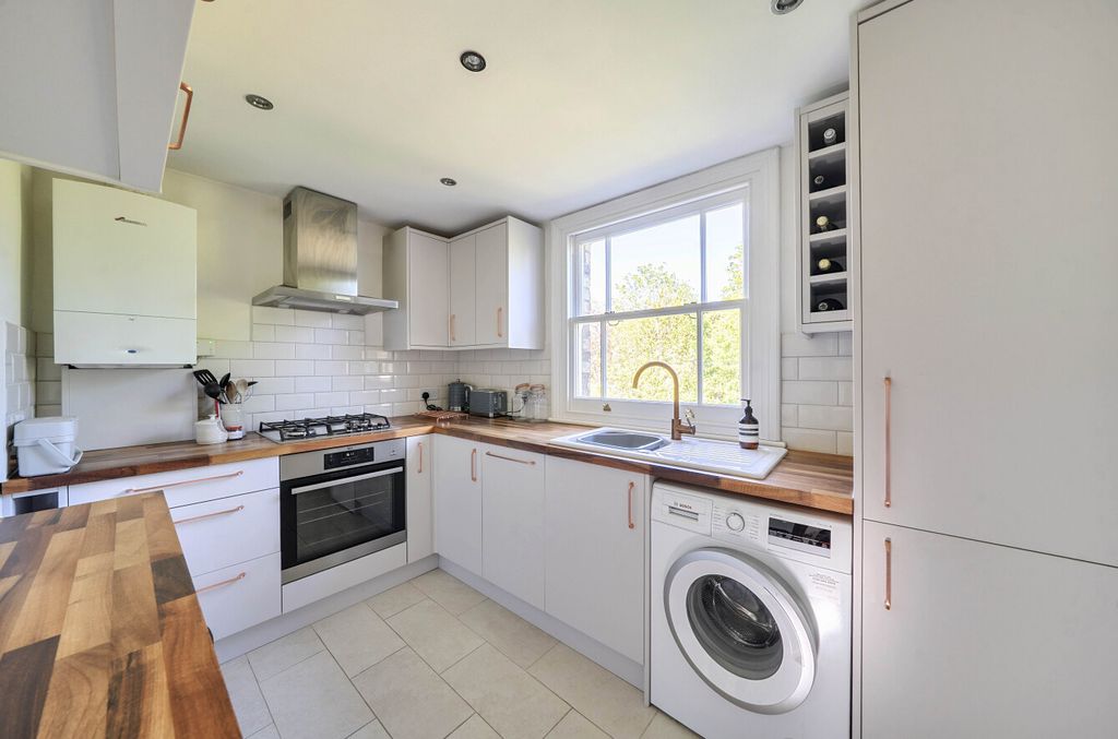 Property photo 1 of 11 1454941-24-69F388...