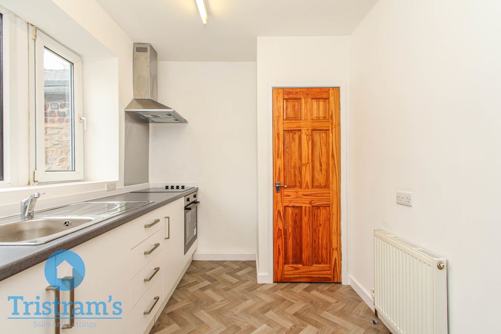 Property photo 3 of 13 Img_10817_1_Original