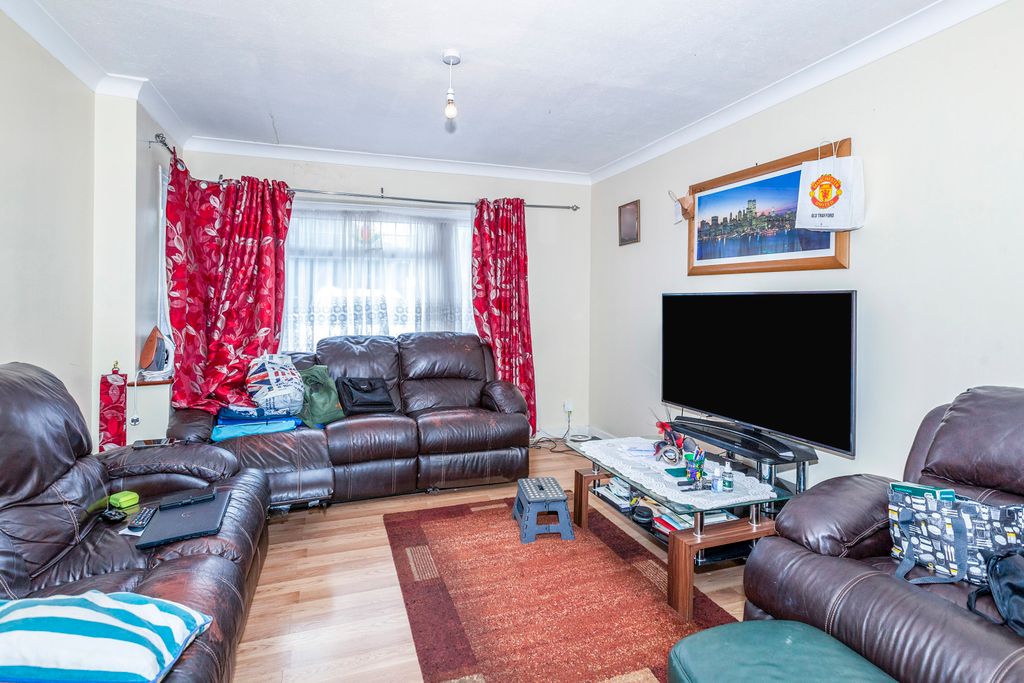 Property photo 2 of 20 Img_Ka1921957_043