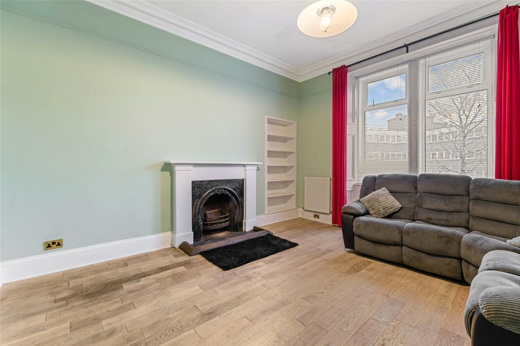 Property photo 2 of 22 Picture No. 09