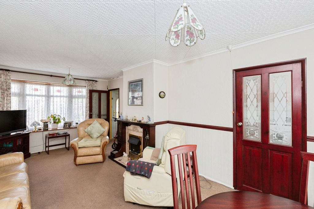 Property photo 2 of 20 Pbox-Img.Jpg