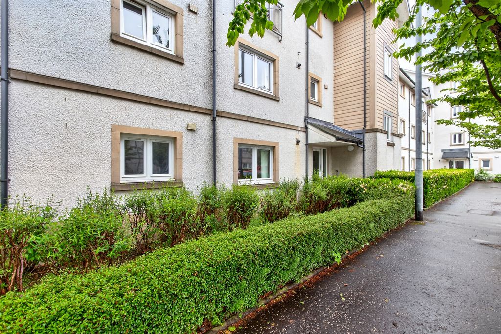 Additional image 20 of 2 bed flat for saleChandlers Court, Stirling FK8