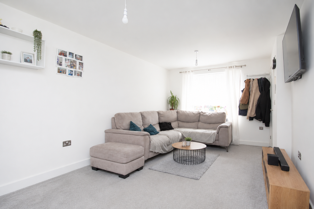 Property photo 3 of 12 Mwe8