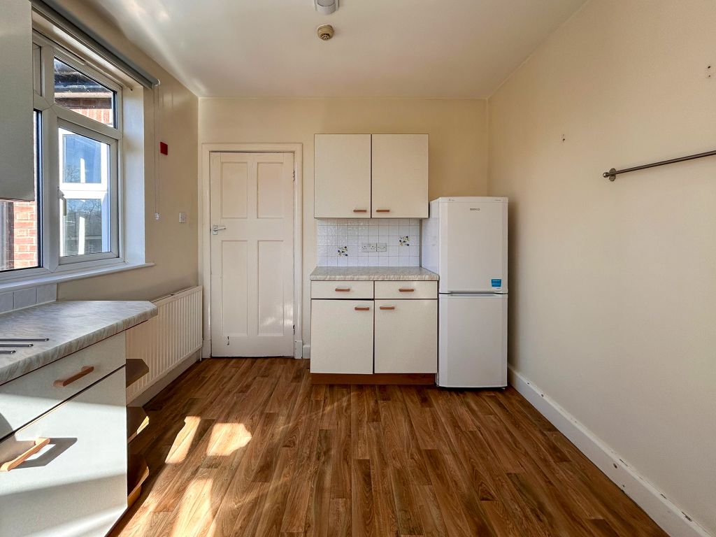 Property photo 2 of 13 Kitchen