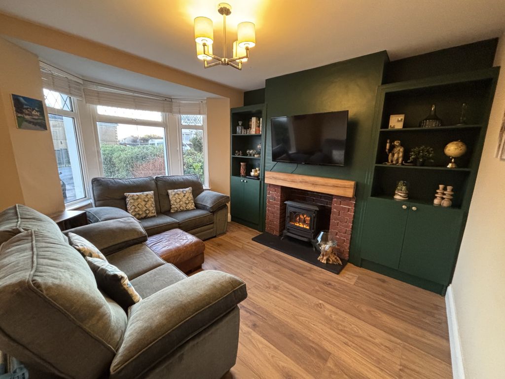 Property photo 3 of 13 Image 3