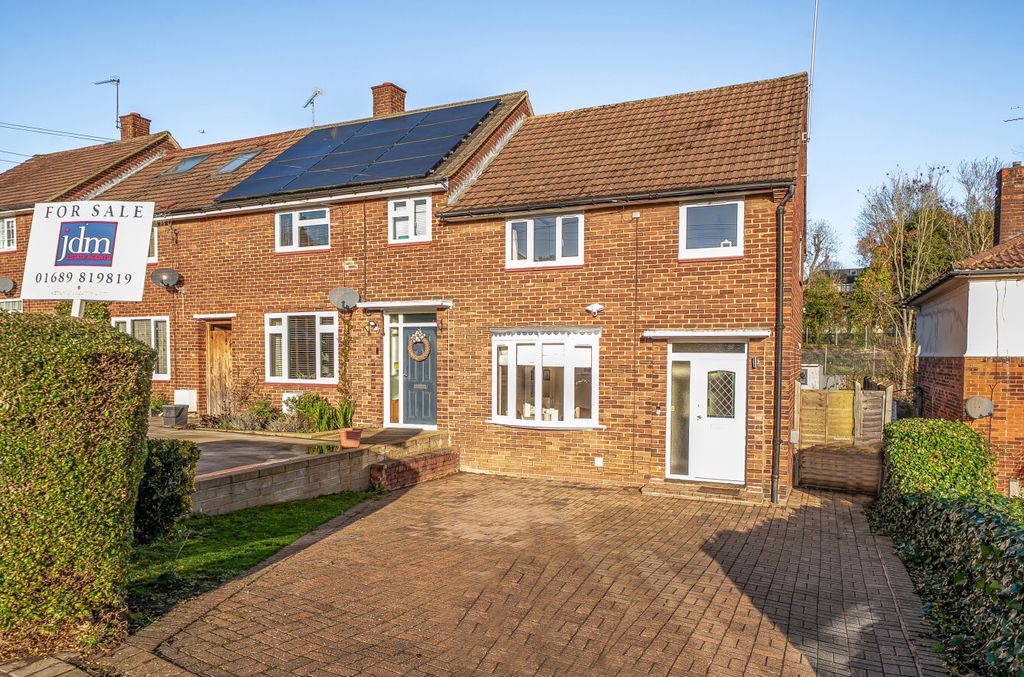 Property photo 1 of 22 1386548-22-692Ed7...