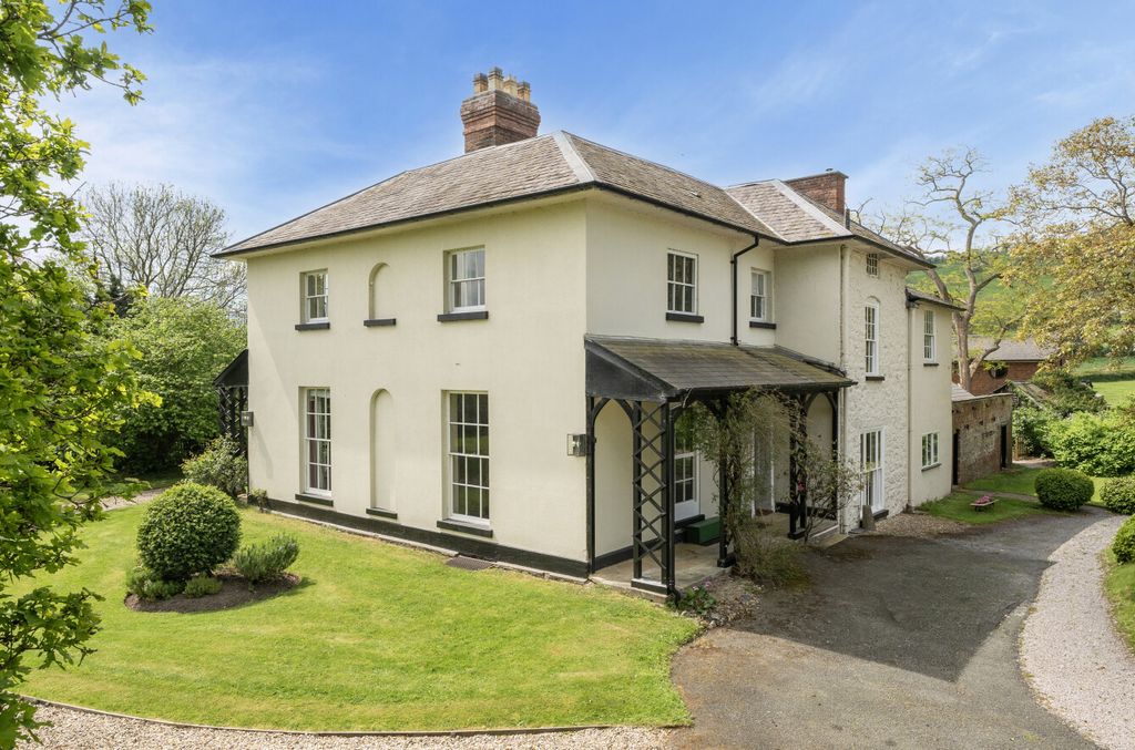 Property photo 1 of 42 1-69Fd9B4599F92-1...
