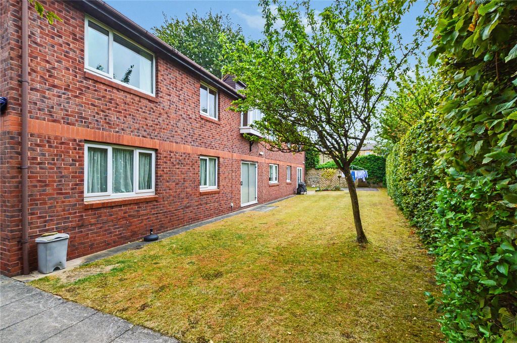 Property photo 1 of 10 Picture No. 11