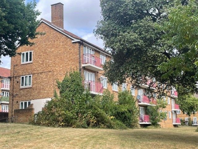 Property photo 1 of 12