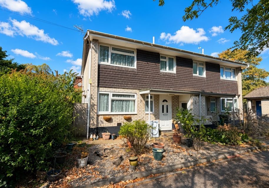 Property photo 1 of 1