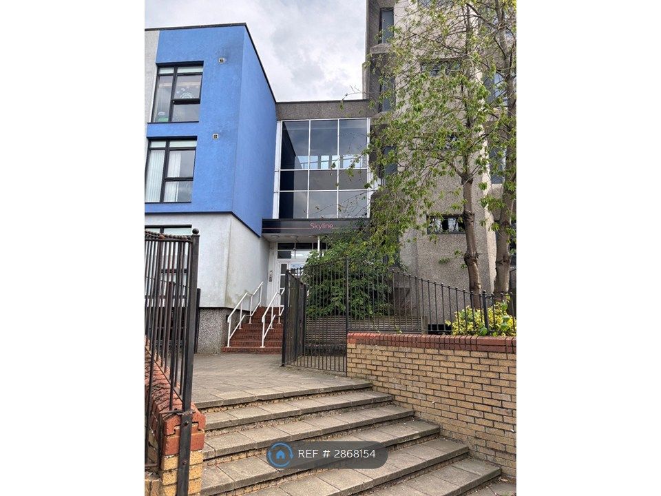 Property photo 2 of 10