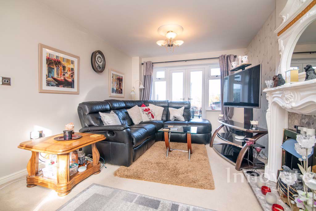 Property photo 2 of 19 Photo 18