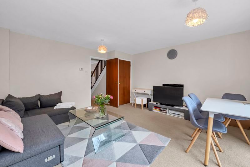 Property photo 3 of 13 Sitting/Dining Room