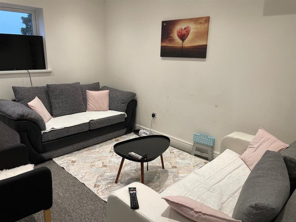 Property photo 2 of 6 Whatsapp Image 2024-07-02 At 19.59.04_4F885917.Jpg