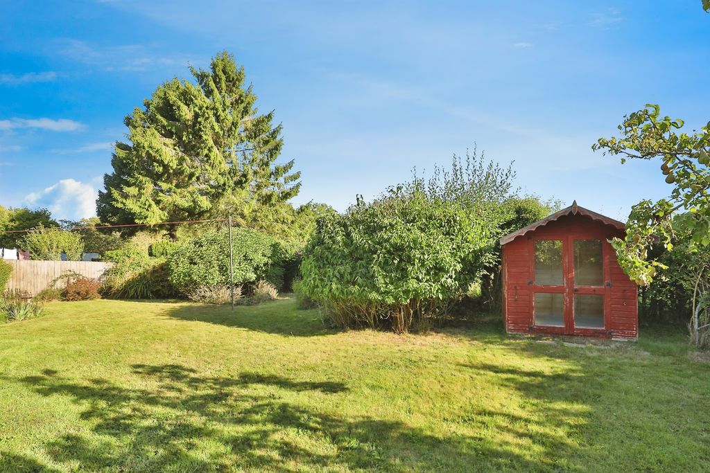 Property photo 2 of 16