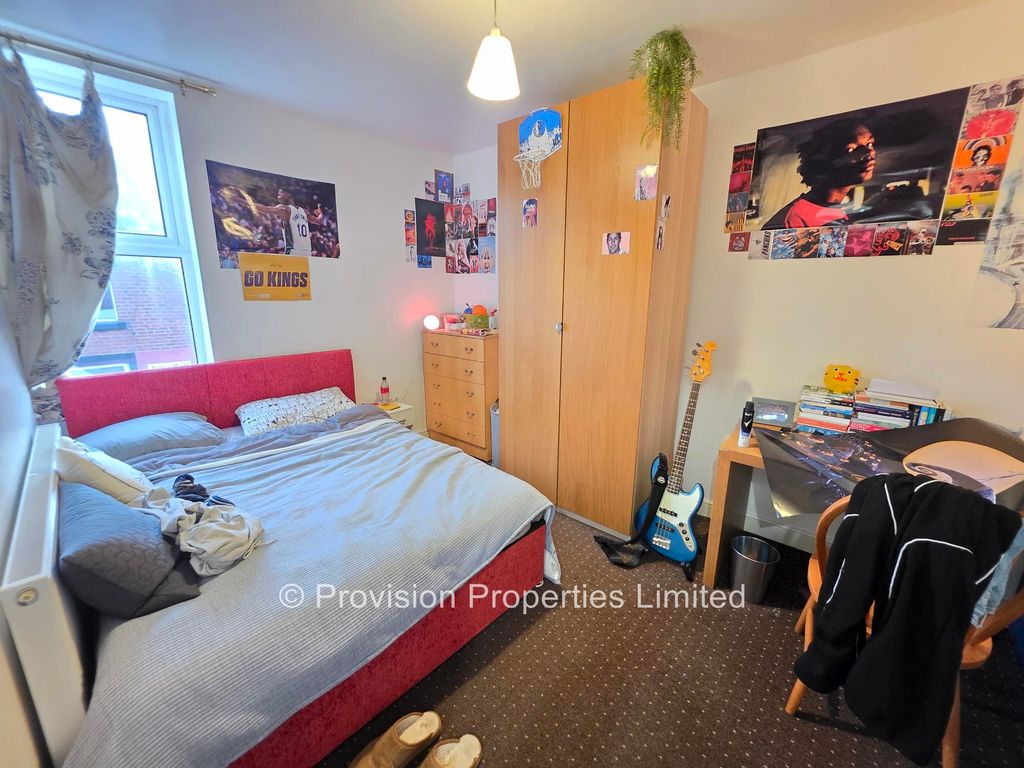 Property photo 1 of 7 Photo