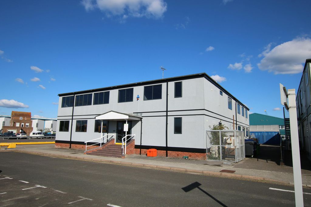 Property photo 1 of 8 Img_3449.Jpg