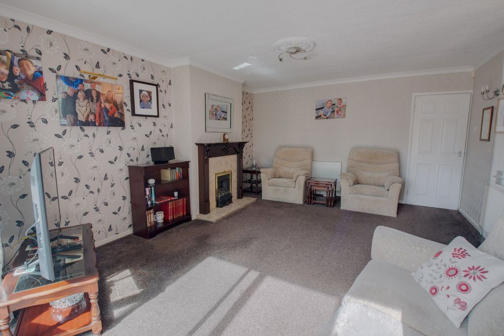 Property photo 3 of 18 Picture No. 10