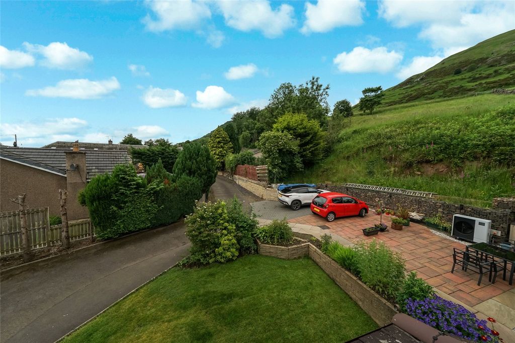 Additional image 22 of 5 bed detached house for saleGlassford Square, Tillicoultry, Clackmannanshire FK13