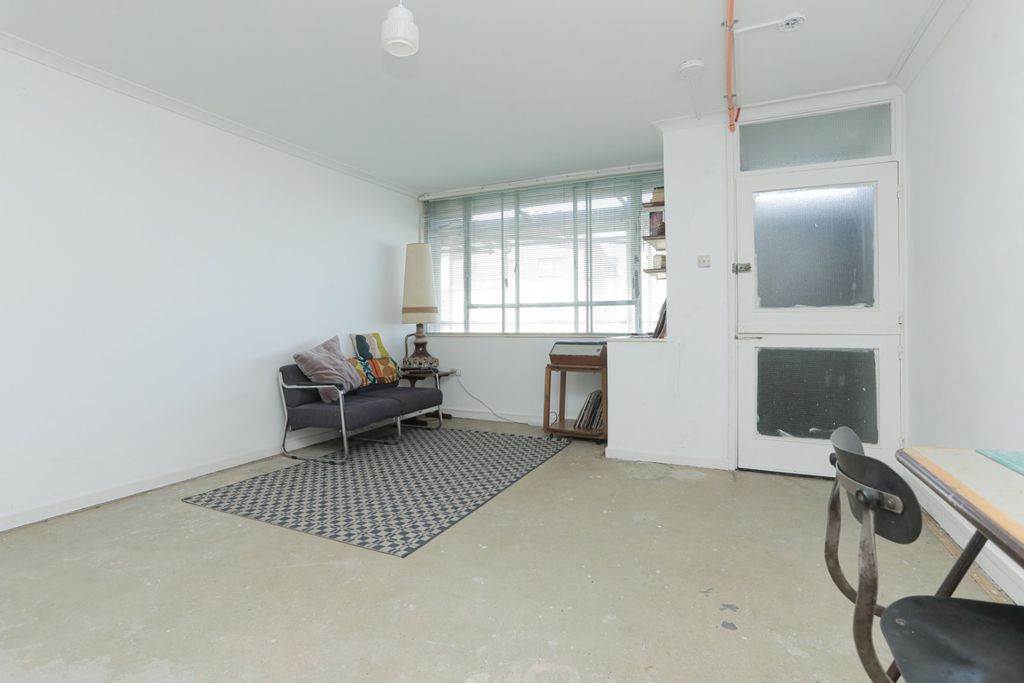 Property photo 2 of 10 Picture 2