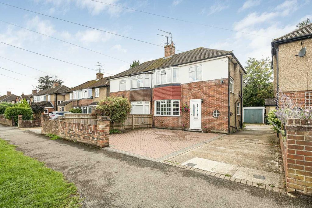 Property photo 1 of 36