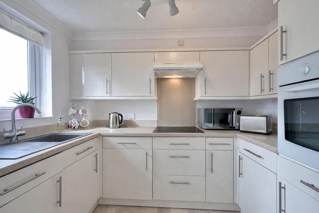 Property photo 3 of 24 Chatgpt Image Apr 9, 2026, 02_11_58 Pm.Png